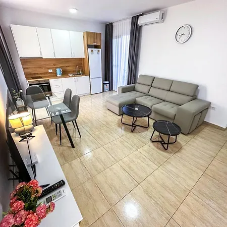 203 Libra Crystal Apartamento Durrës