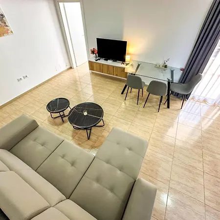 Apartamento 203 Libra Crystal