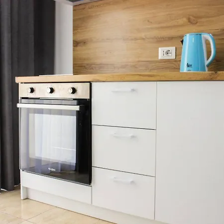 203 Libra Crystal * Durrës
