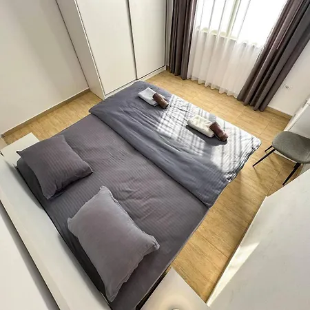 Apartamento 203 Libra Crystal *
